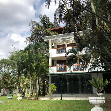 Amani Lake Resort Panadura Zewnętrze zdjęcie